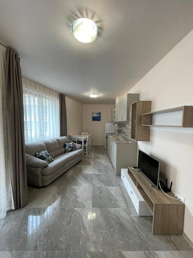 Royal Apartment *